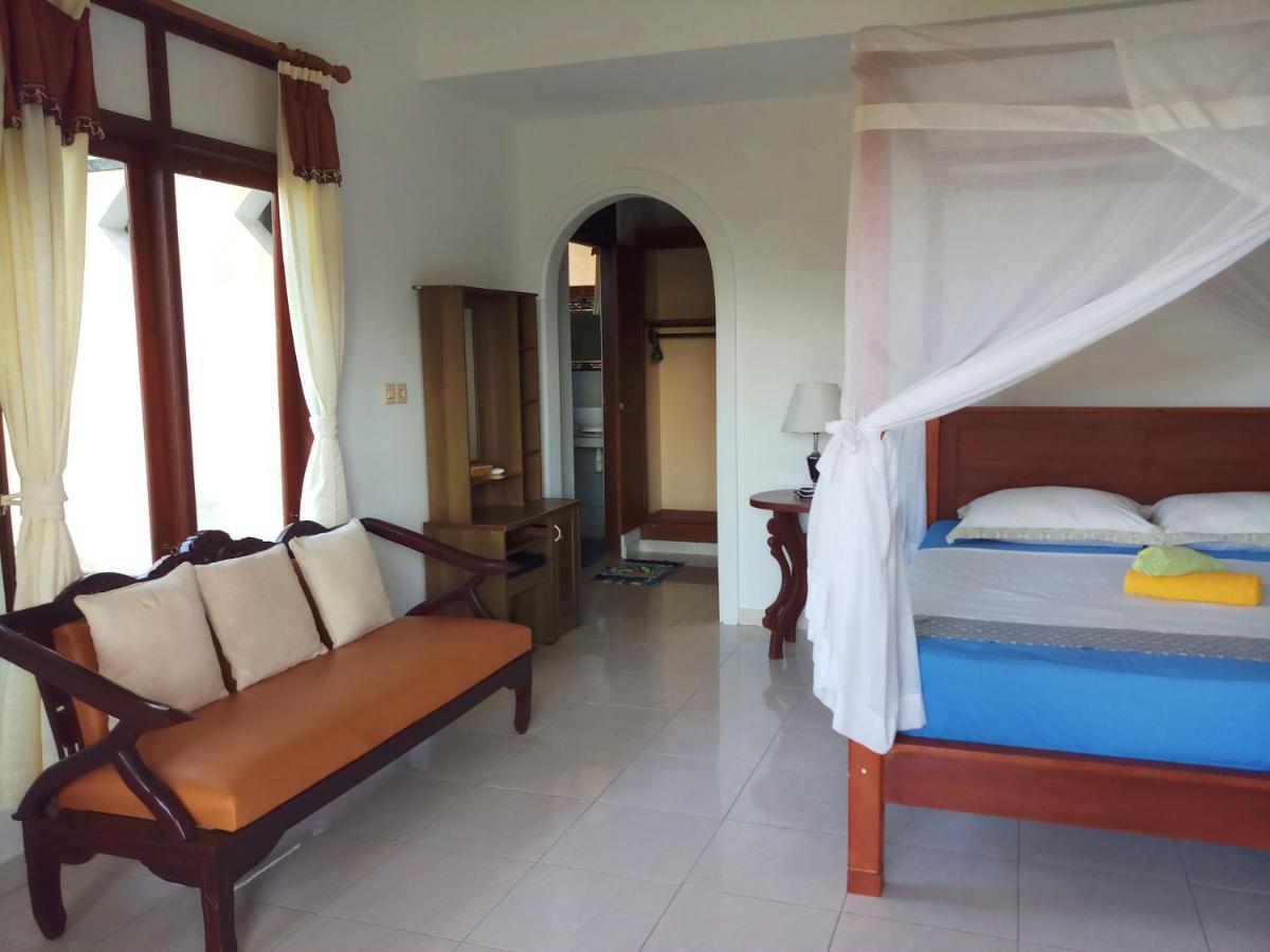 Rumah Wayans Lipah Amed Esterno foto