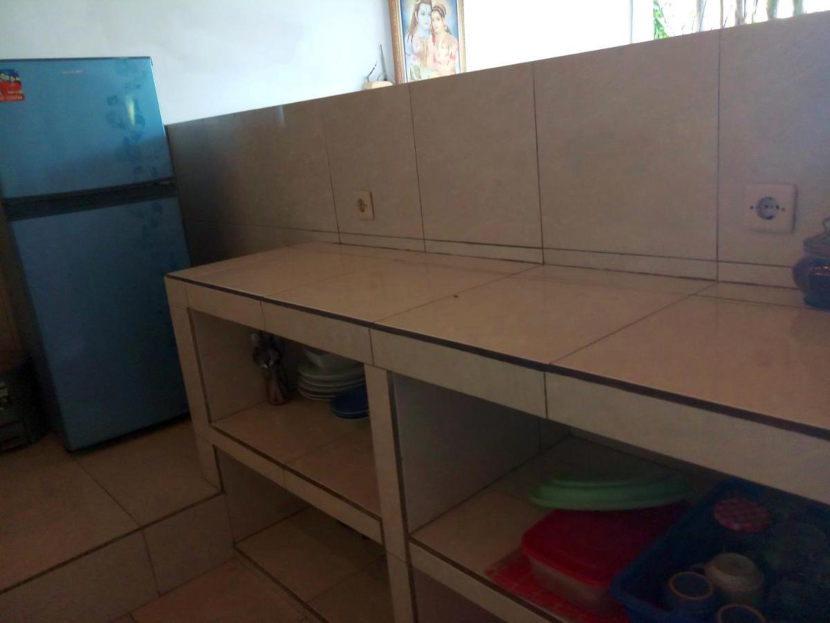 Rumah Wayans Lipah Amed Esterno foto