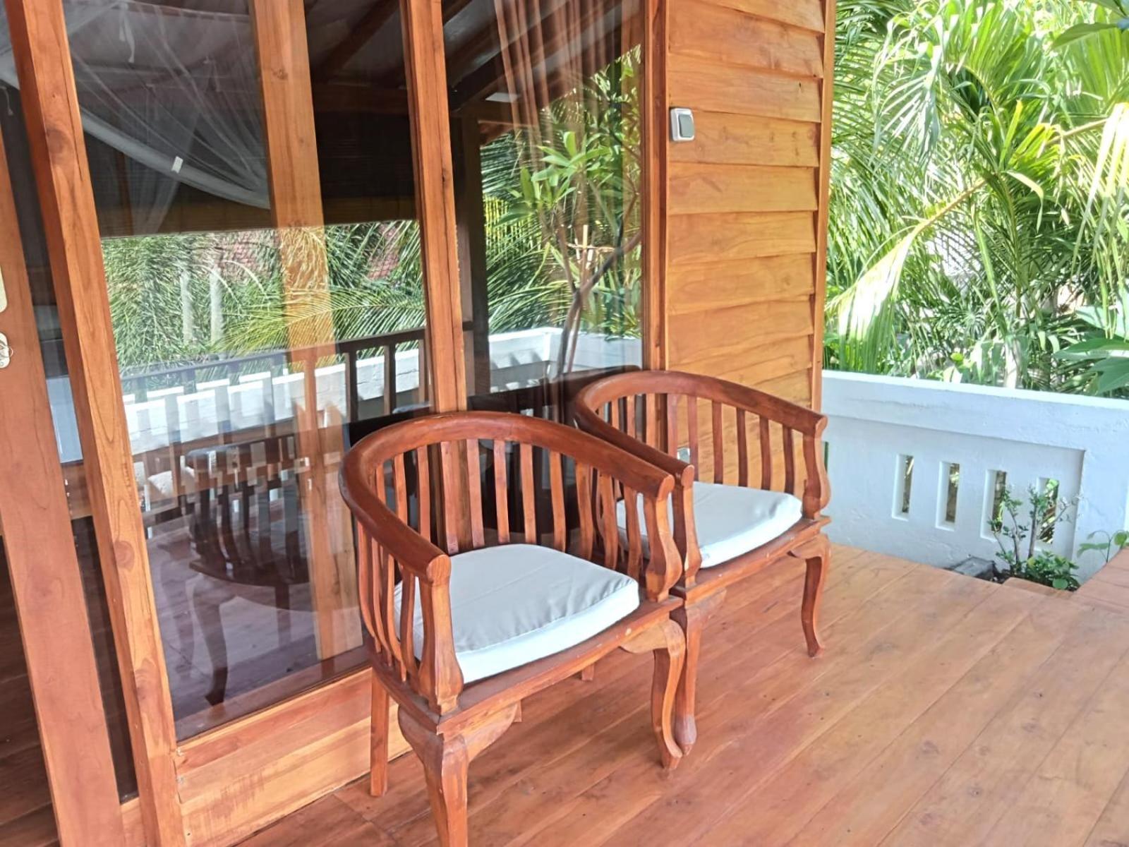 Rumah Wayans Lipah Amed Esterno foto