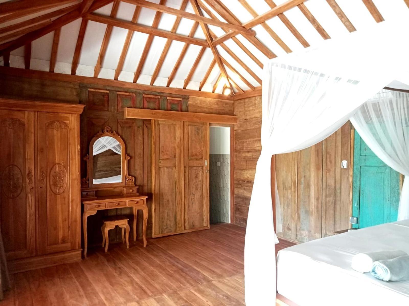 Rumah Wayans Lipah Amed Esterno foto