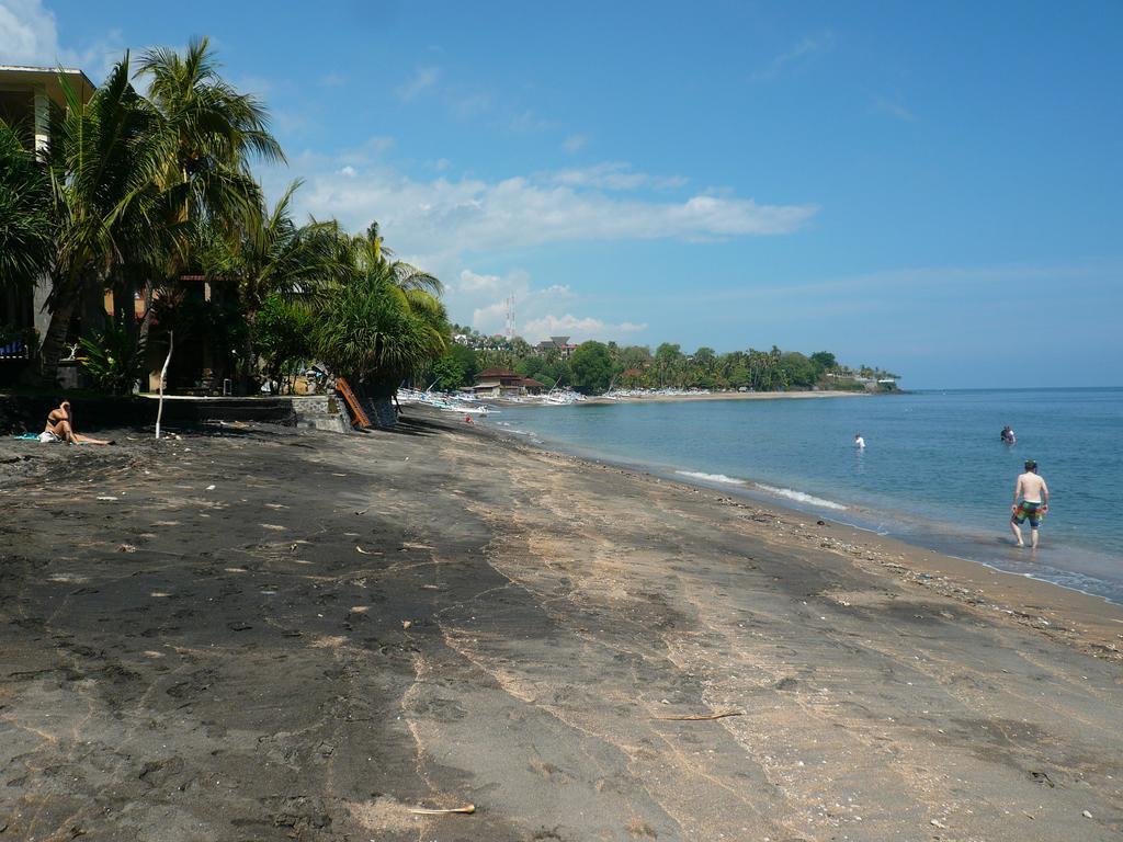 Rumah Wayans Lipah Amed Esterno foto