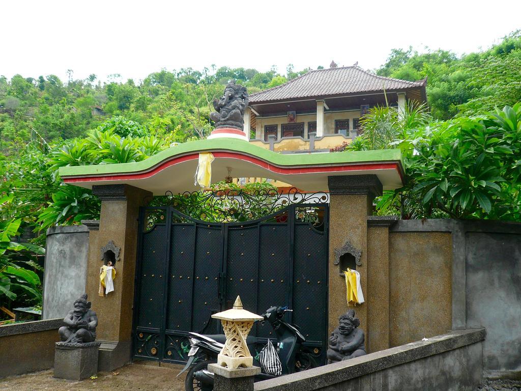 Rumah Wayans Lipah Amed Esterno foto