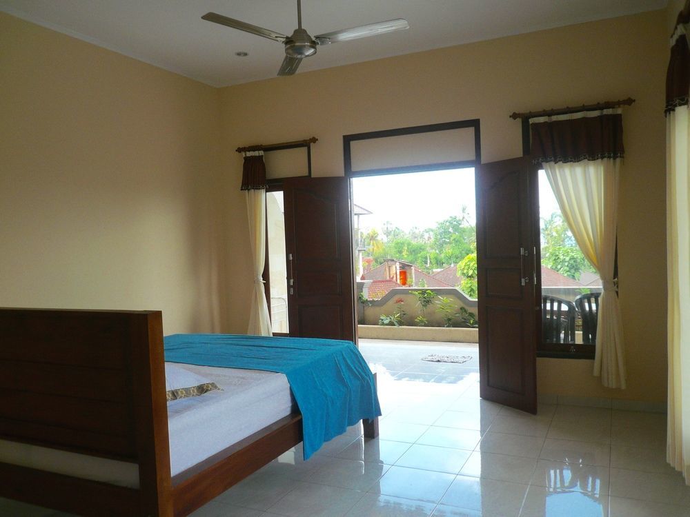 Rumah Wayans Lipah Amed Esterno foto