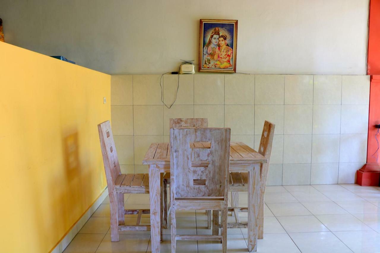 Rumah Wayans Lipah Amed Esterno foto