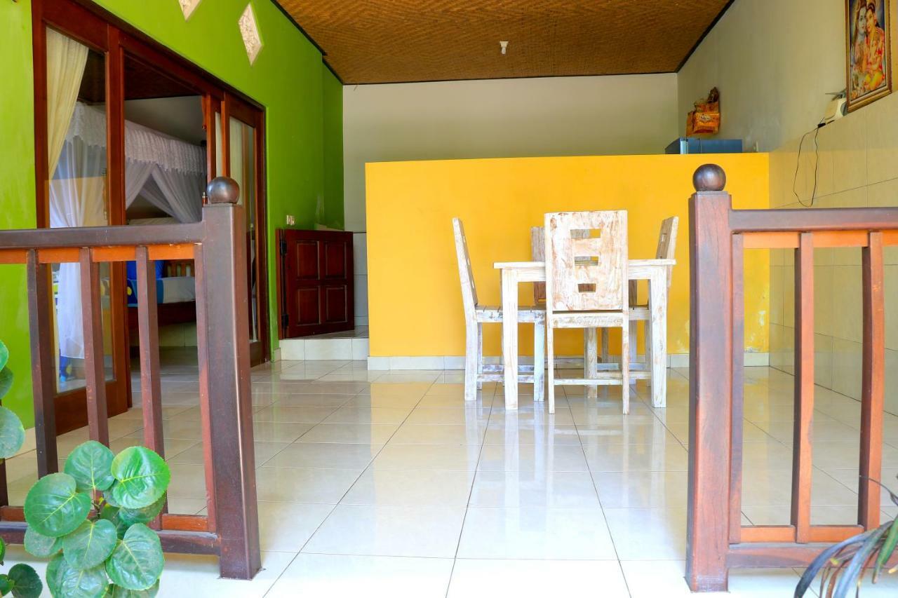 Rumah Wayans Lipah Amed Esterno foto